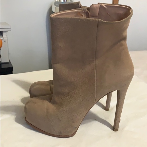 Boots - Picture 1 of 1